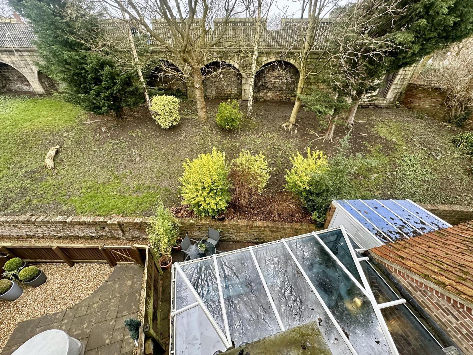 Holiday home New Tower House - At 10 Pear Tree Court With Parking *
