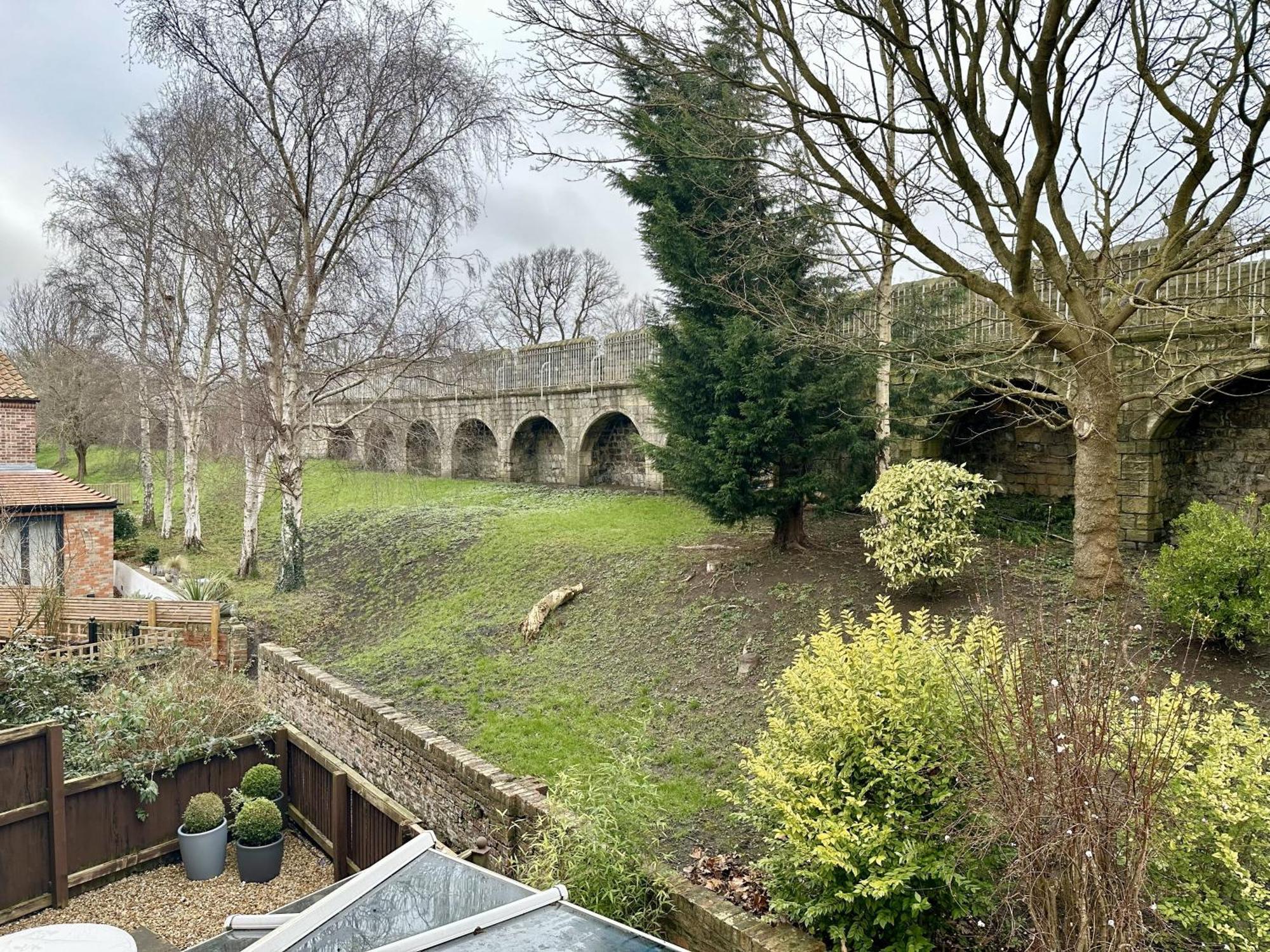 Holiday home New Tower House - At 10 Pear Tree Court With Parking *