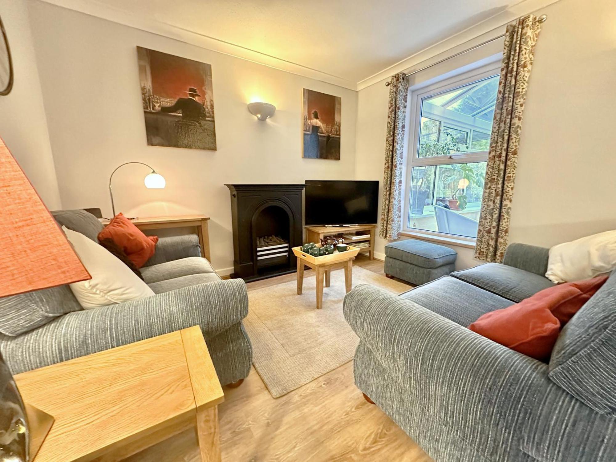 New Tower House - At 10 Pear Tree Court With Parking Casa vacanze
